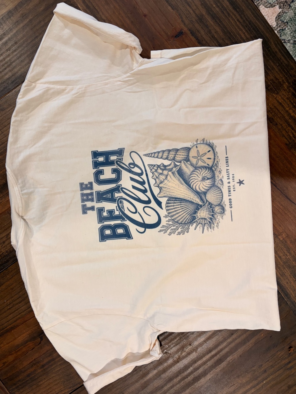 Beach Club Men's Cream Shorts - Picture 2 of 2